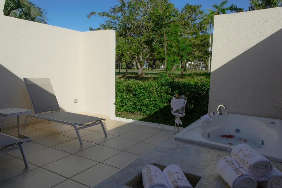 Honeymoon Suites with Royal Package VH Atmosphere Resort & Beach Club Puerto Plata Honeymoon Suites with Royal Package VH Atmosphere Resort & Beach Club Puerto Plata